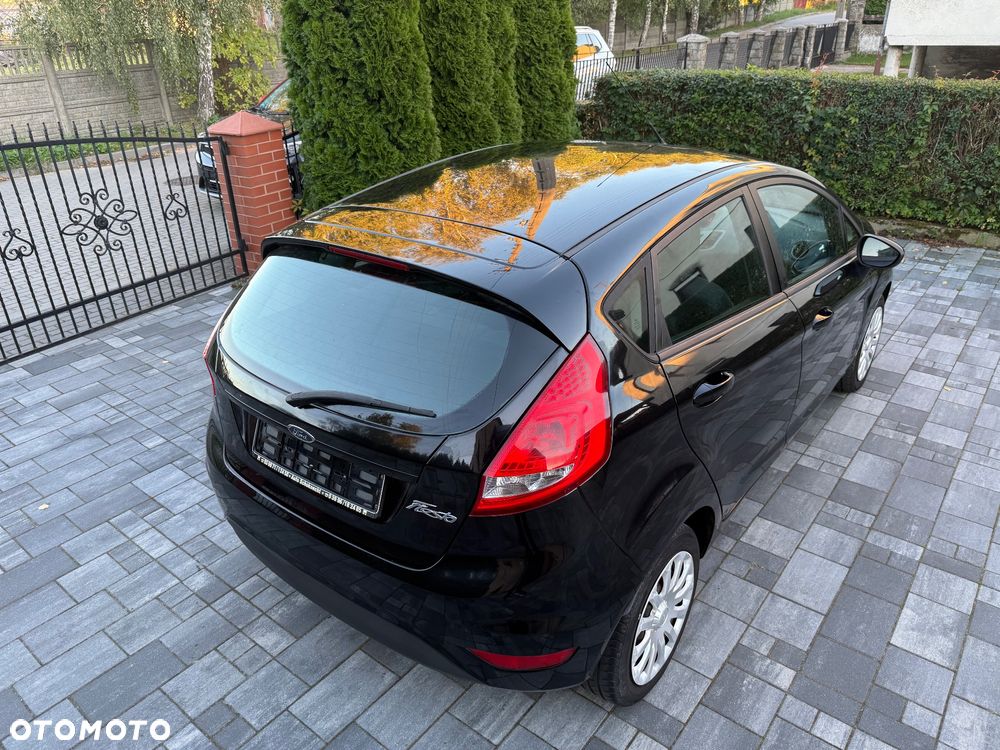 Ford Fiesta - 10