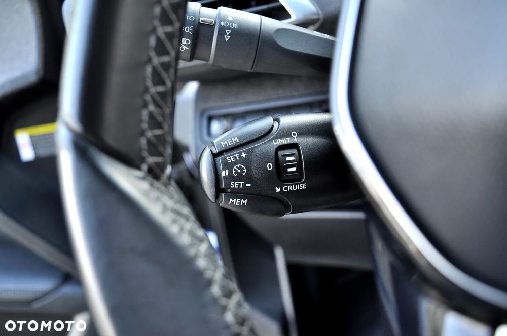 Peugeot 3008 BlueHDi 130 Stop & Start Allure - 30