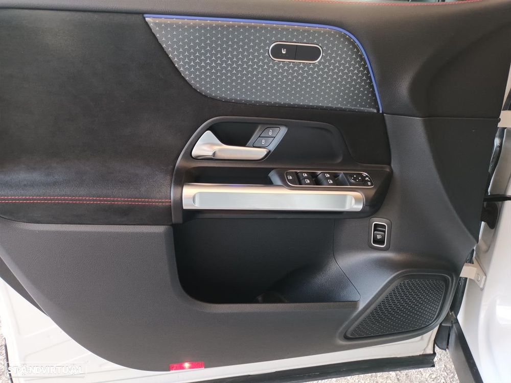 Mercedes-Benz GLB 220 d 4Matic AMG Line - 11