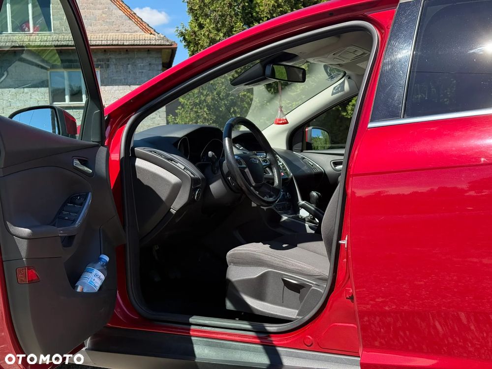 Ford Focus 1.6 EcoBoost Edition - 25