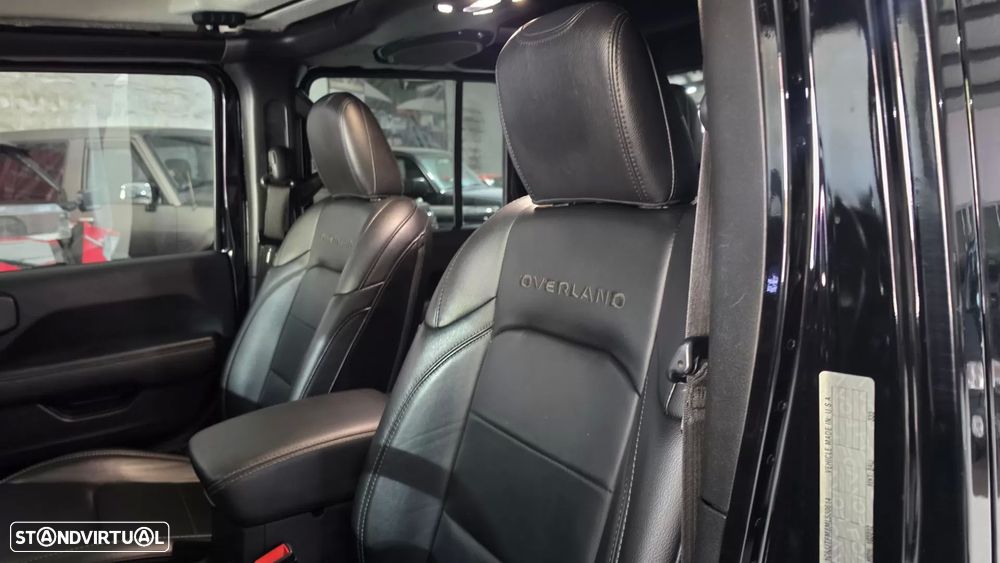 Jeep Gladiator 3.0V6 MultiJet AWD Auto Overland - 37