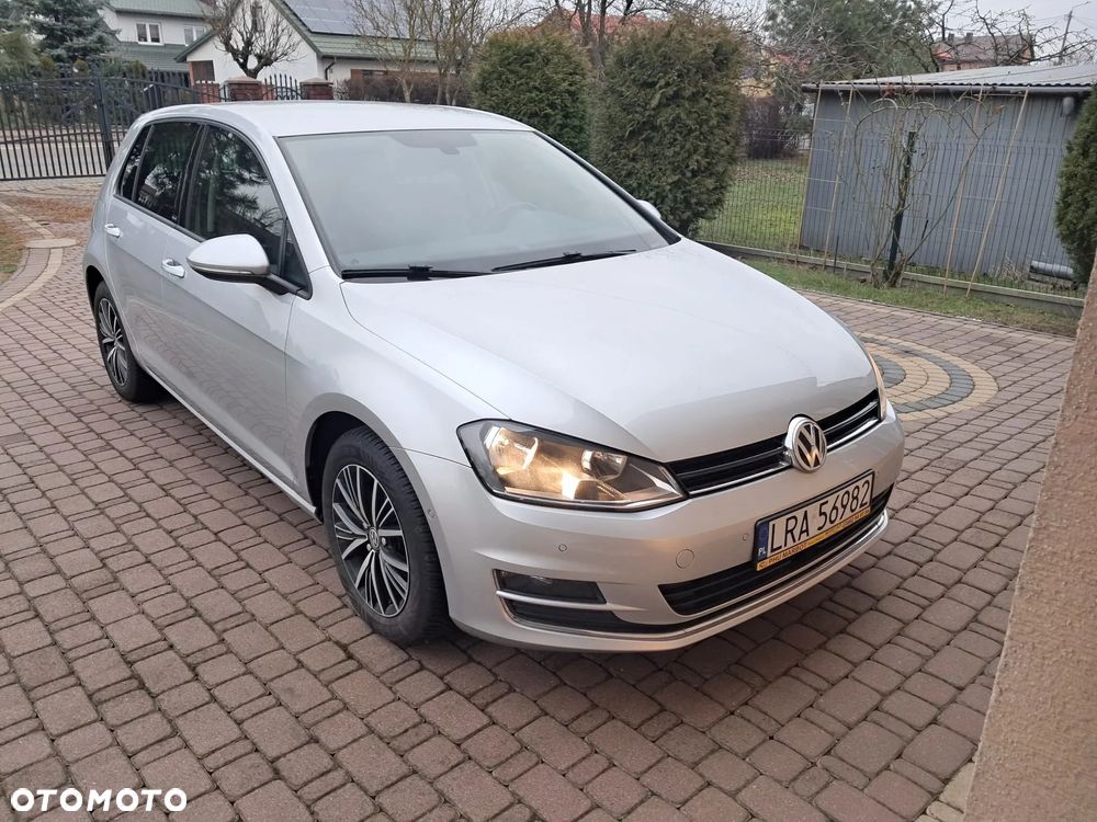 Volkswagen Golf 1.6 TDI BlueMotion Technology Allstar - 4