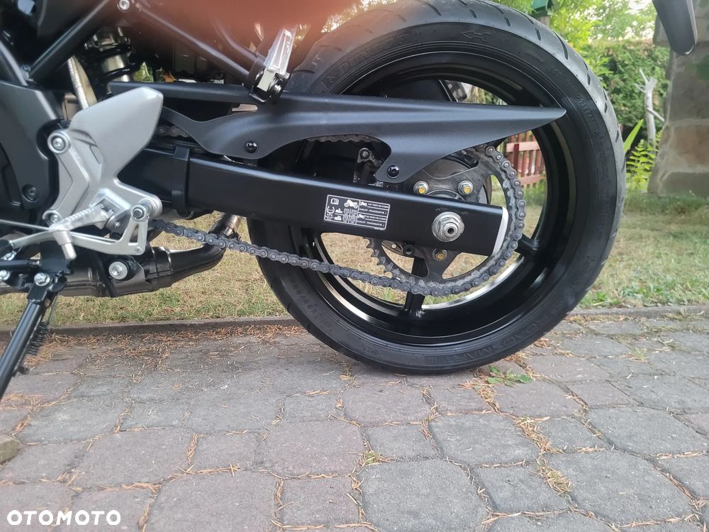 Suzuki SV - 25