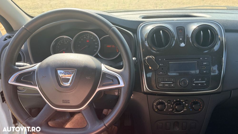 Dacia Logan 1.0 SCe SL PLUS - 8