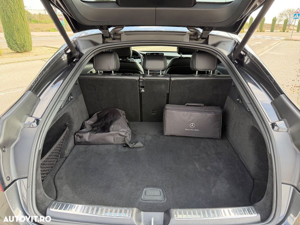 Mercedes-Benz GLC Coupe 300 de 4Matic 9G-TRONIC AMG Line - 33