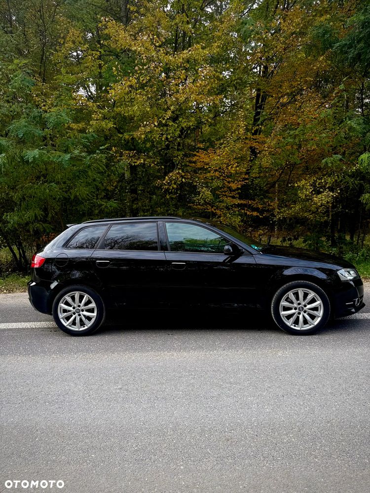 Audi A3 Sportback - 4