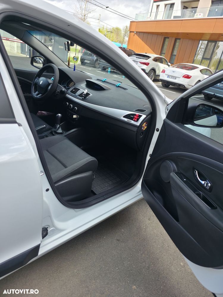 Renault Megane 1.5 dCi Dynamique - 7