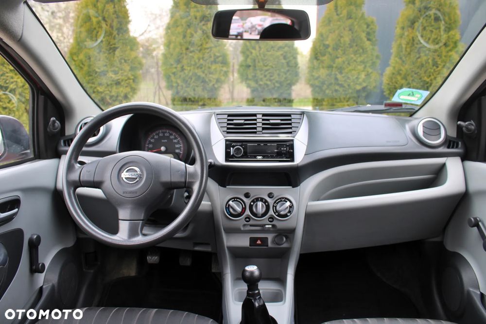 Nissan Pixo - 16