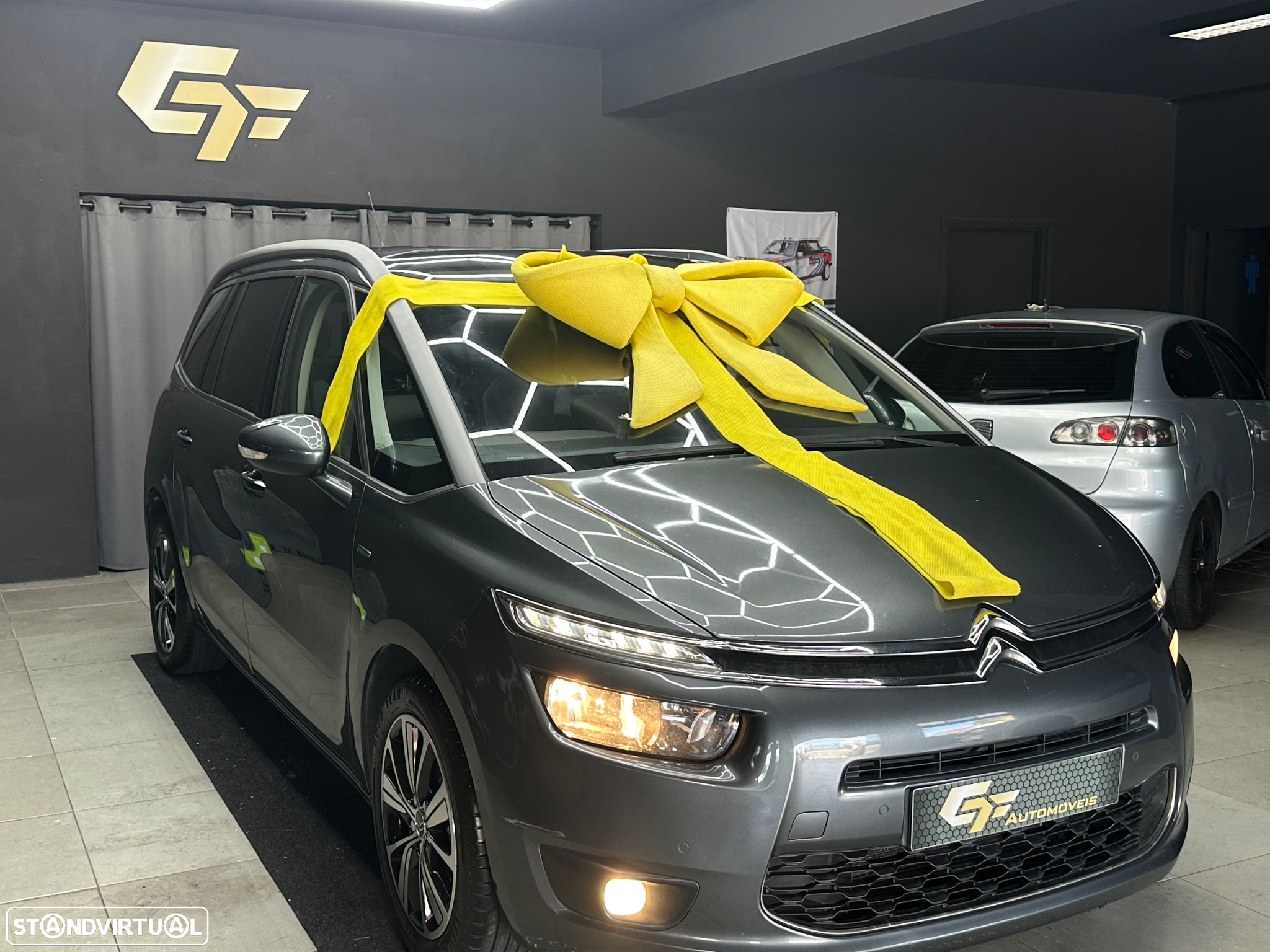 Citroën C4 Grand Picasso 2.0 BlueHDi Exclusive - 2