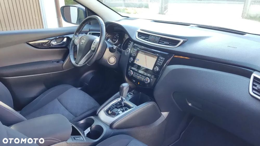 Nissan Qashqai 1.2 DIG-T Xtronic 360 - 9