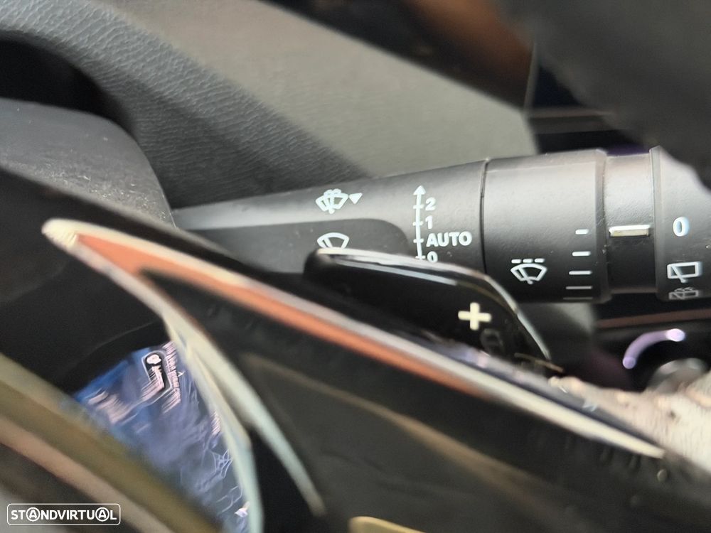 Peugeot 308 1.2 PureTech Allure EAT8 - 10