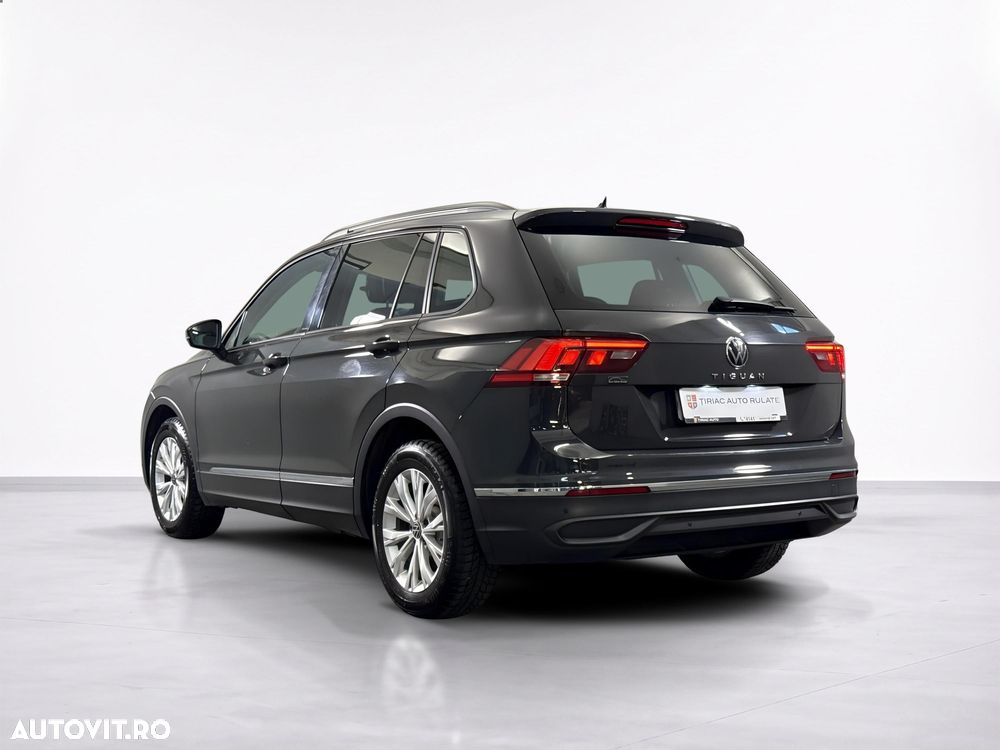 Volkswagen Tiguan - 4
