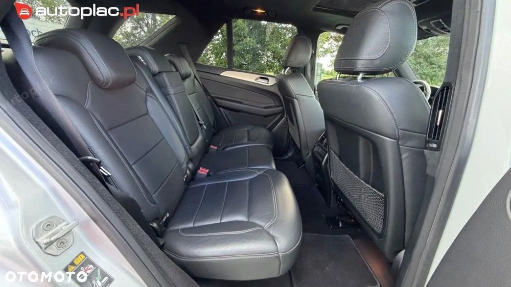 Mercedes-Benz GLE 2016