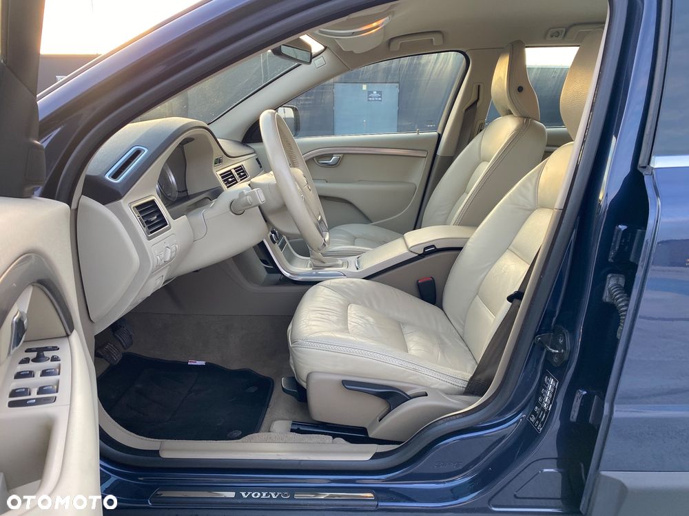 Volvo XC 70 DRIVe Ocean Race - 9