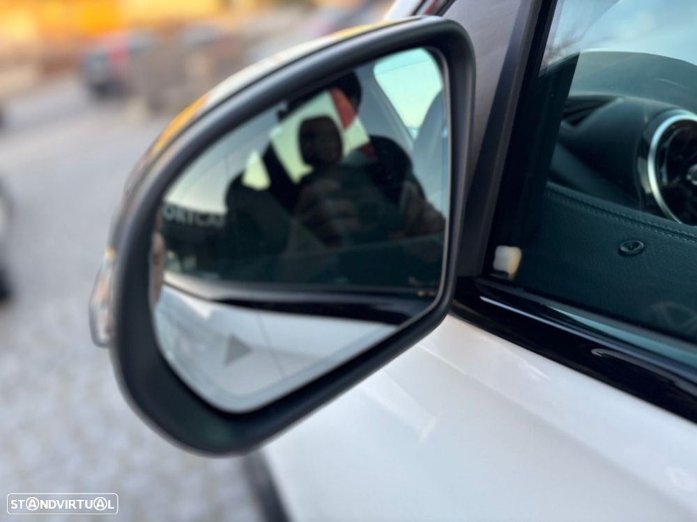 Mercedes-Benz B 250 e Progressive - 29