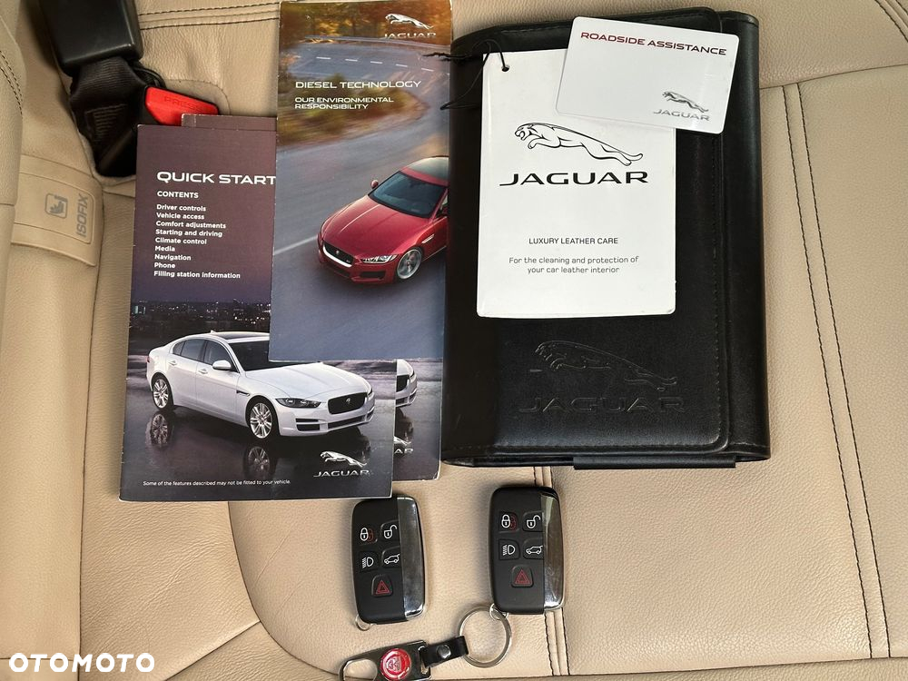 Jaguar XE 2.0 D Prestige - 39