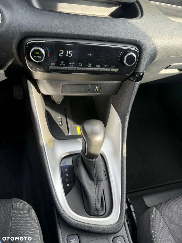 Toyota Yaris Hybrid 1.5 Active - 13
