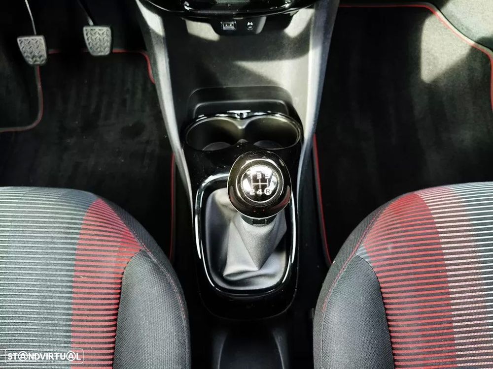 Peugeot 108 1.2 PureTech Allure - 21