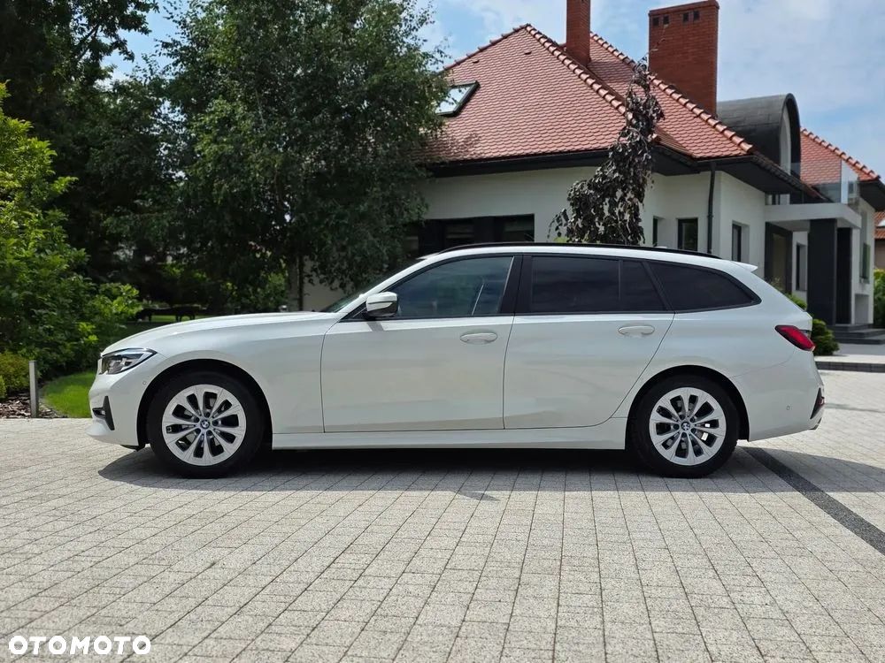 BMW Seria 3 318i M Sport sport - 14