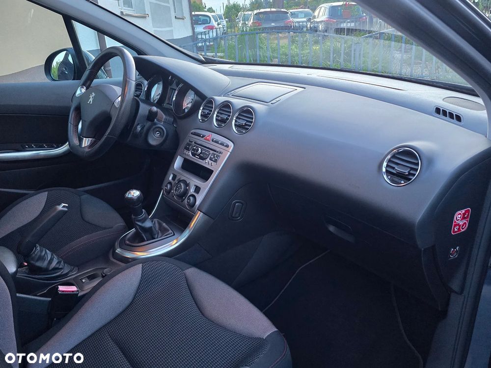 Peugeot 308 1.6 Premium - 23