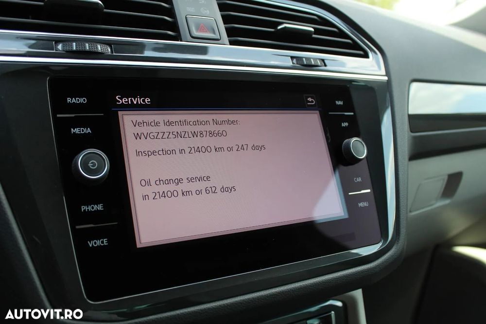 Volkswagen Tiguan 2.0 TDI 4Mot DSG Comfortline - 38