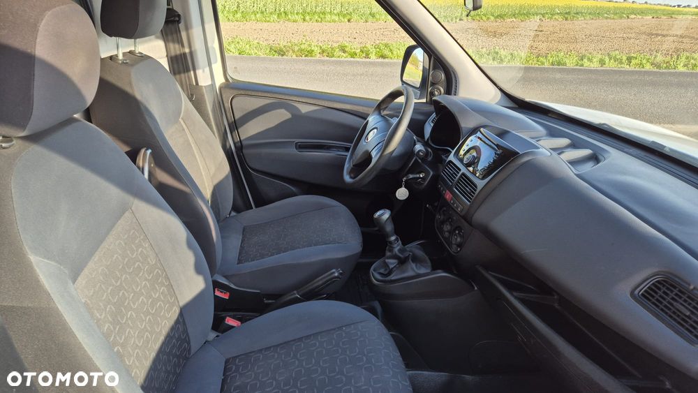 Fiat Doblo - 16