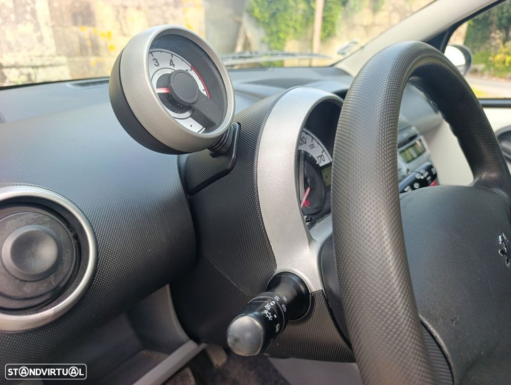 Peugeot 107 1.4 HDi Trendy - 23