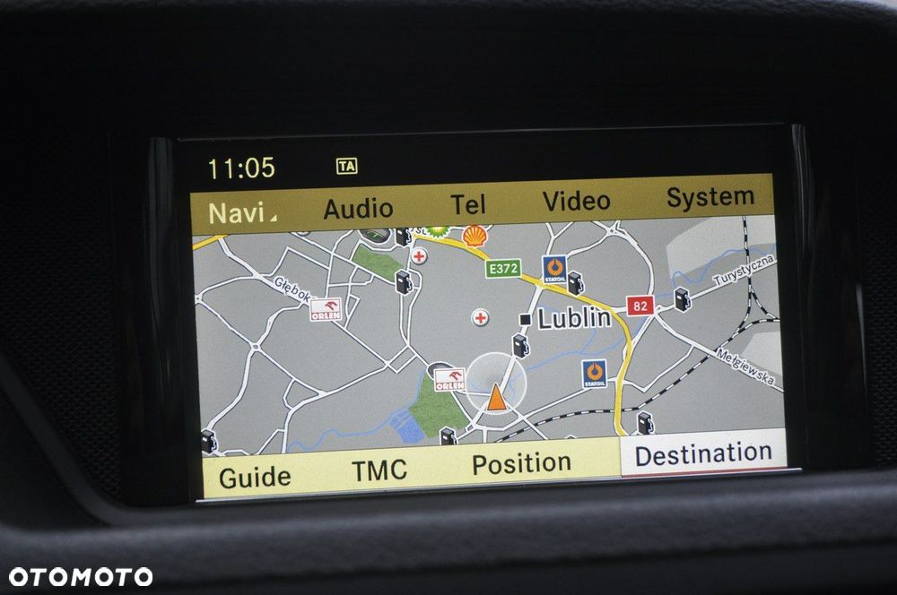 Mercedes-Benz Klasa E 350 CDI BlueEff - 16