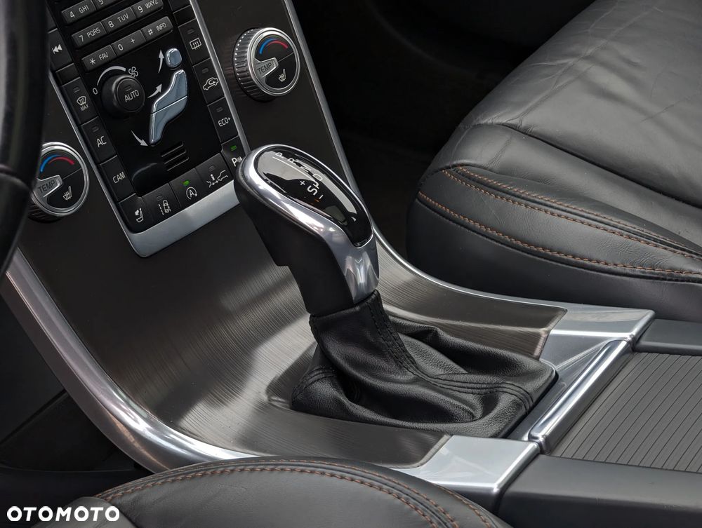 Volvo XC 60 D4 Drive-E Summum - 31