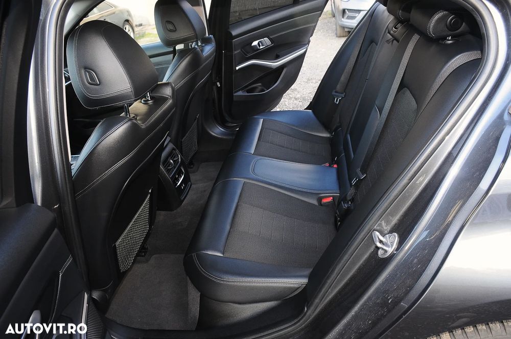 BMW Seria 3 320d AT MHEV - 26