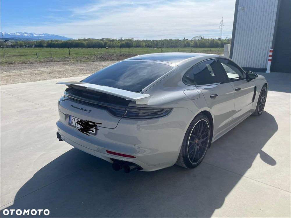 Porsche Panamera Turbo S - 2