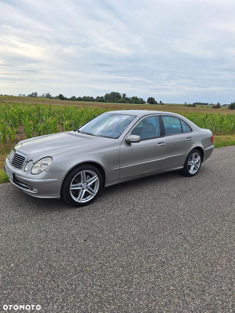 Mercedes-Benz Klasa E - 12