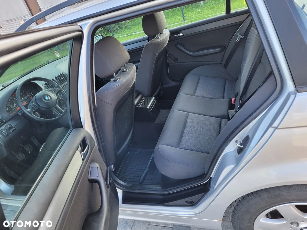 BMW Seria 3 - 10