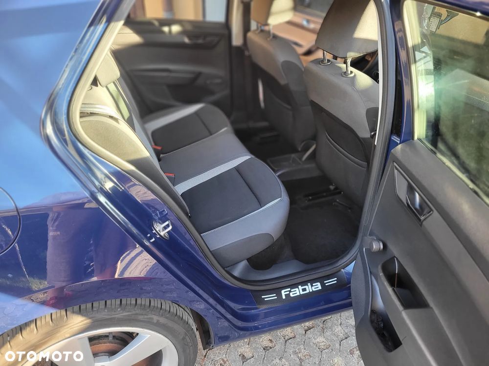 Skoda Fabia 1.0 Ambition - 25