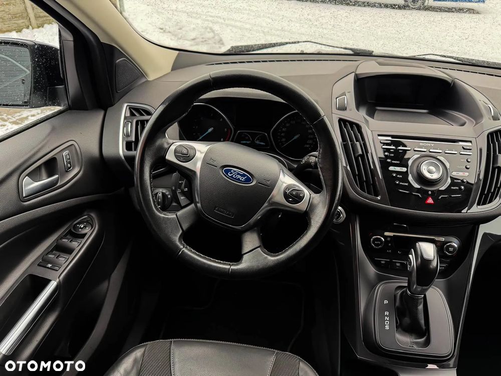 Ford Kuga 2.0 TDCi 4x4 Titanium - 29