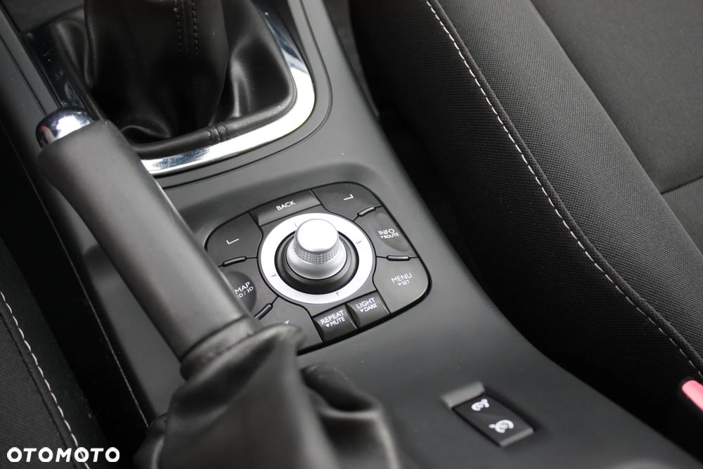 Renault Megane ENERGY dCi 110 PLAY - 23