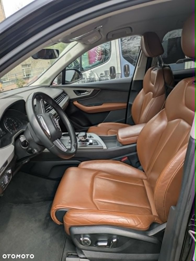 Audi Q7 - 5