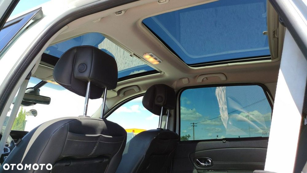 Renault Grand Scenic - 29