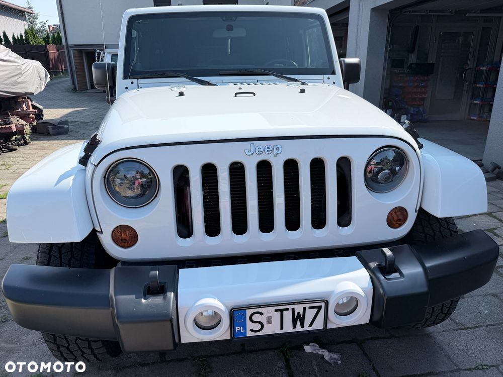 Jeep Wrangler 3.6 Unlim Sahara - 27