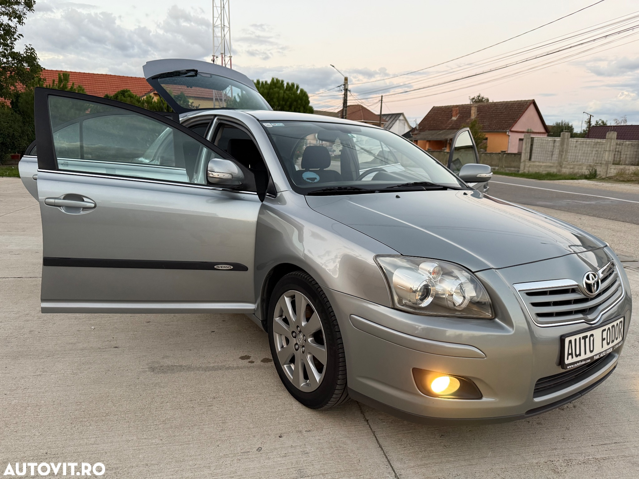 Toyota Avensis 2.0 D-4D Navi chrome - 39