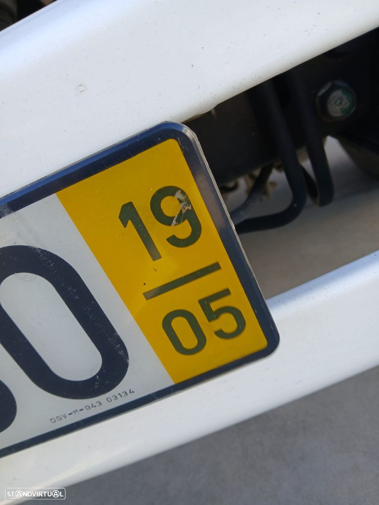 Mitsubishi FUSO CANTER 7C15E - 7