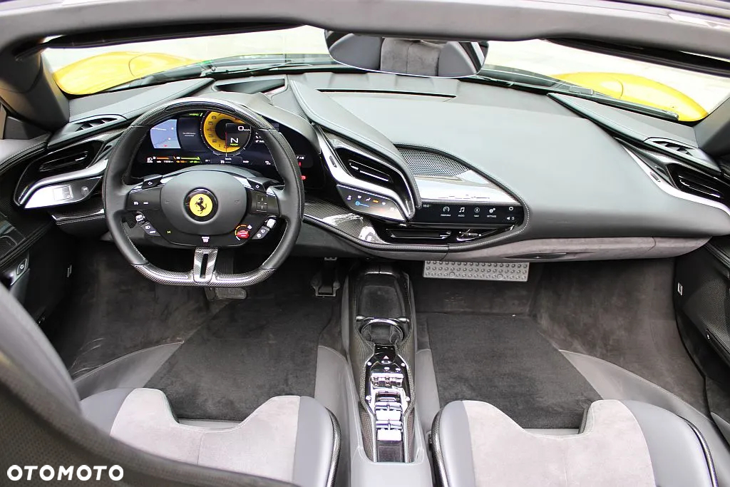 Ferrari SF90 Spider - 22