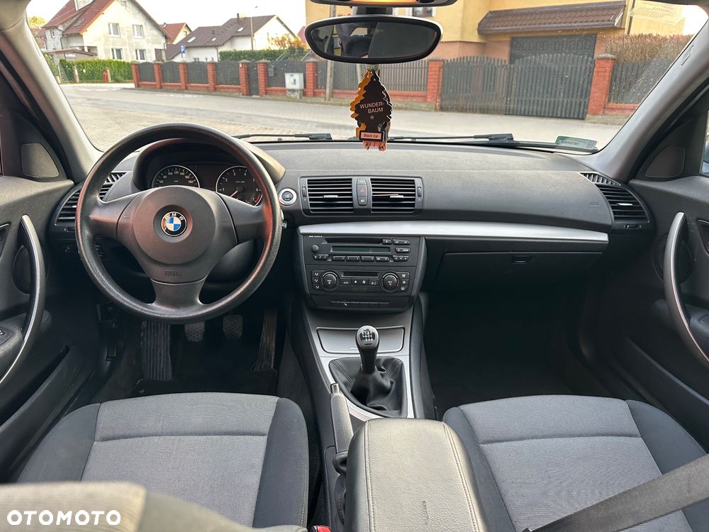 BMW Seria 1 - 18