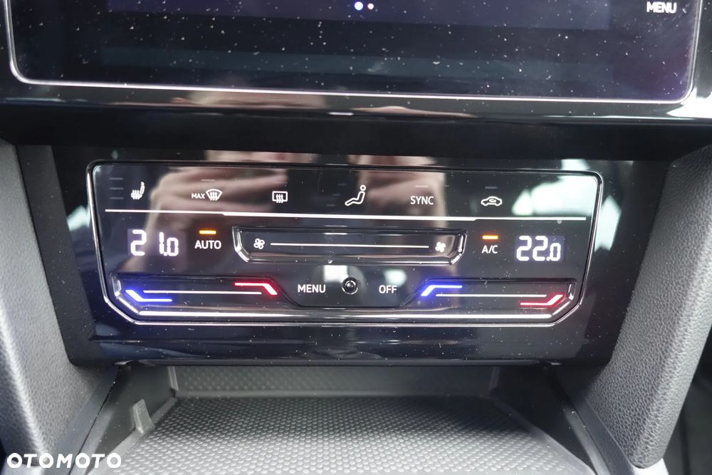 Volkswagen Passat 2.0 TDI EVO Business DSG - 23
