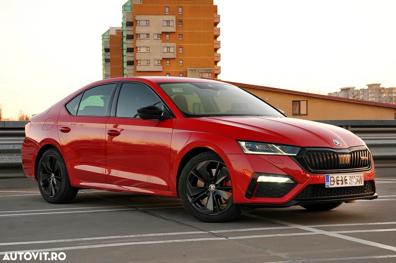 Skoda Octavia 2.0 TSI DSG RS - 5