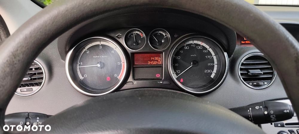 Peugeot 308 1.6 e-HDi Access S&S - 3