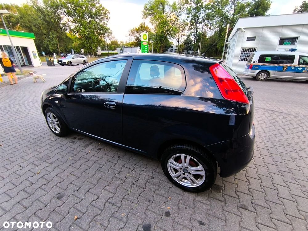 Fiat Grande Punto 1.4 8V - 6