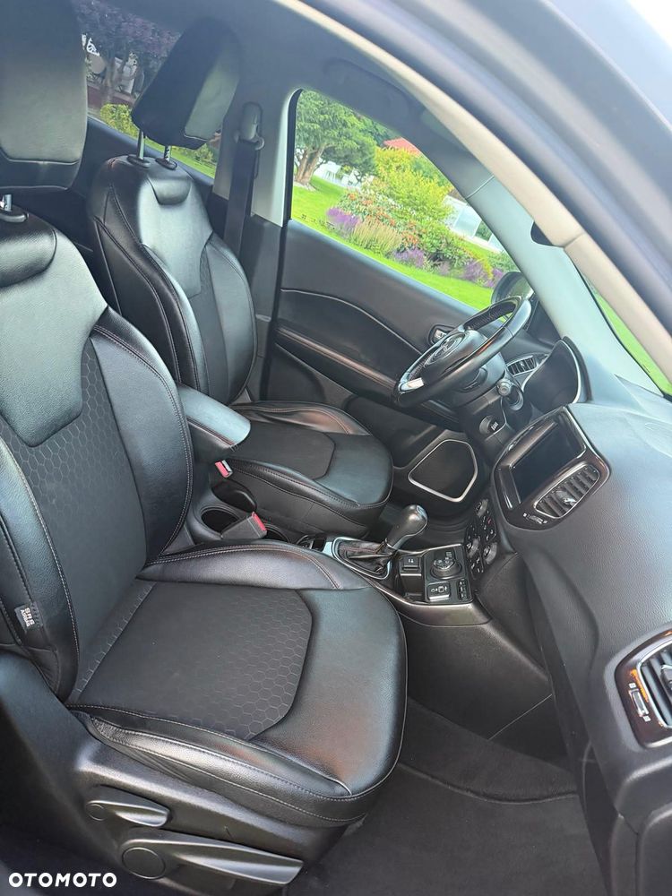Jeep Compass - 9