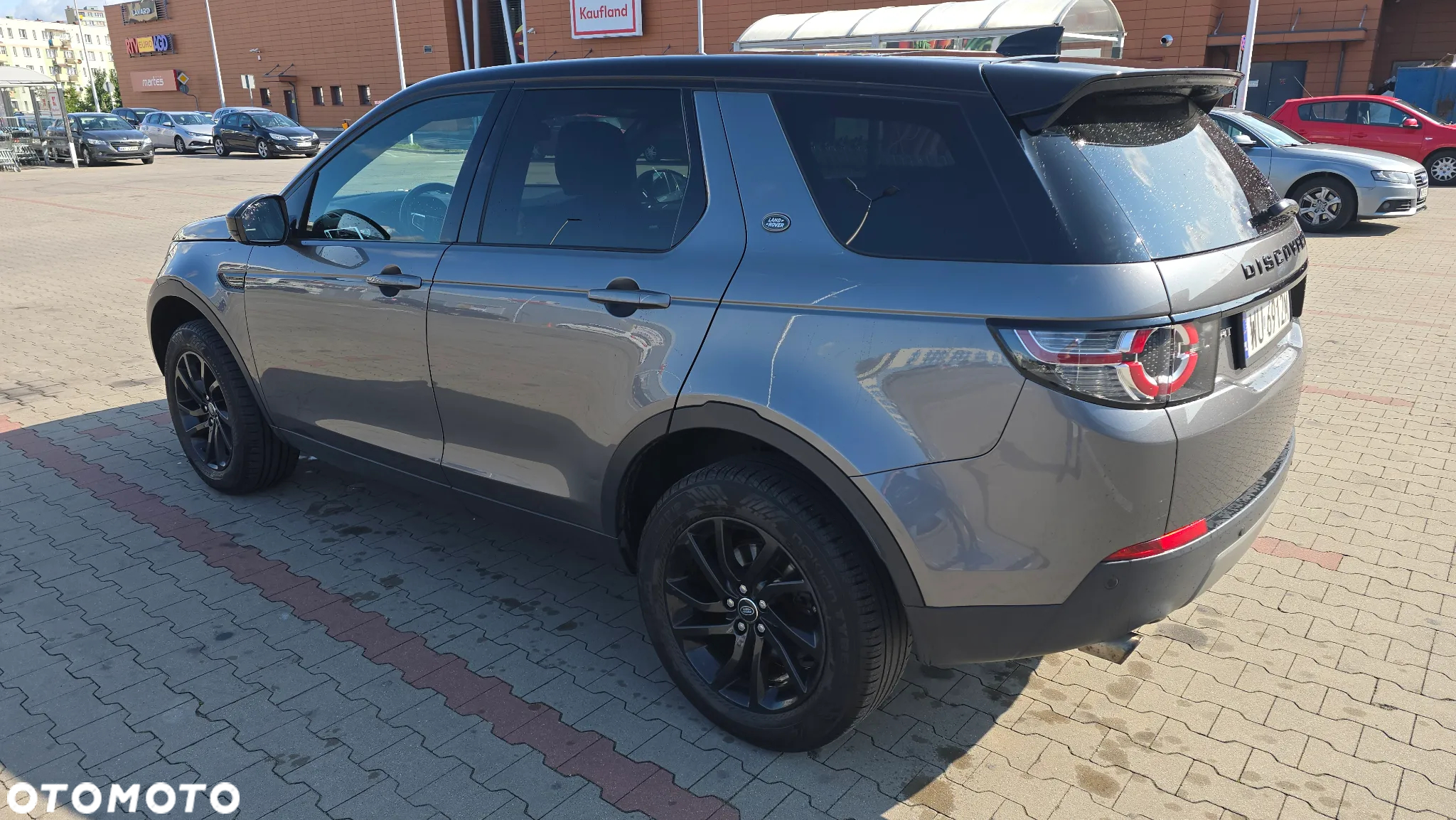 Land Rover Discovery Sport 2.0 D180 SE - 9