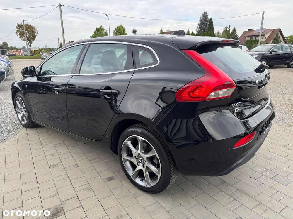 Volvo V40 D2 Drive-E Ocean Race - 8